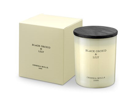 Black Orchid & Lily Ivory 8 0z/230 gm. Premium
Candle